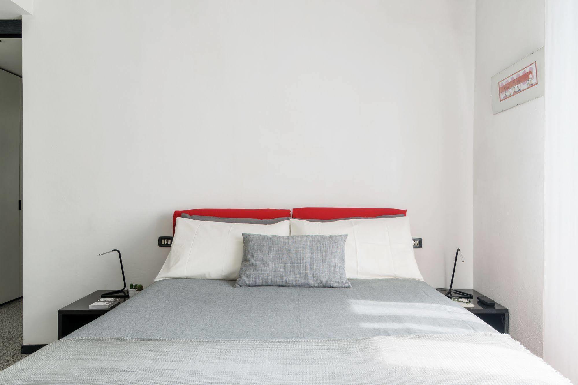 Alcuino Apartment มิลาน ภายนอก รูปภาพ